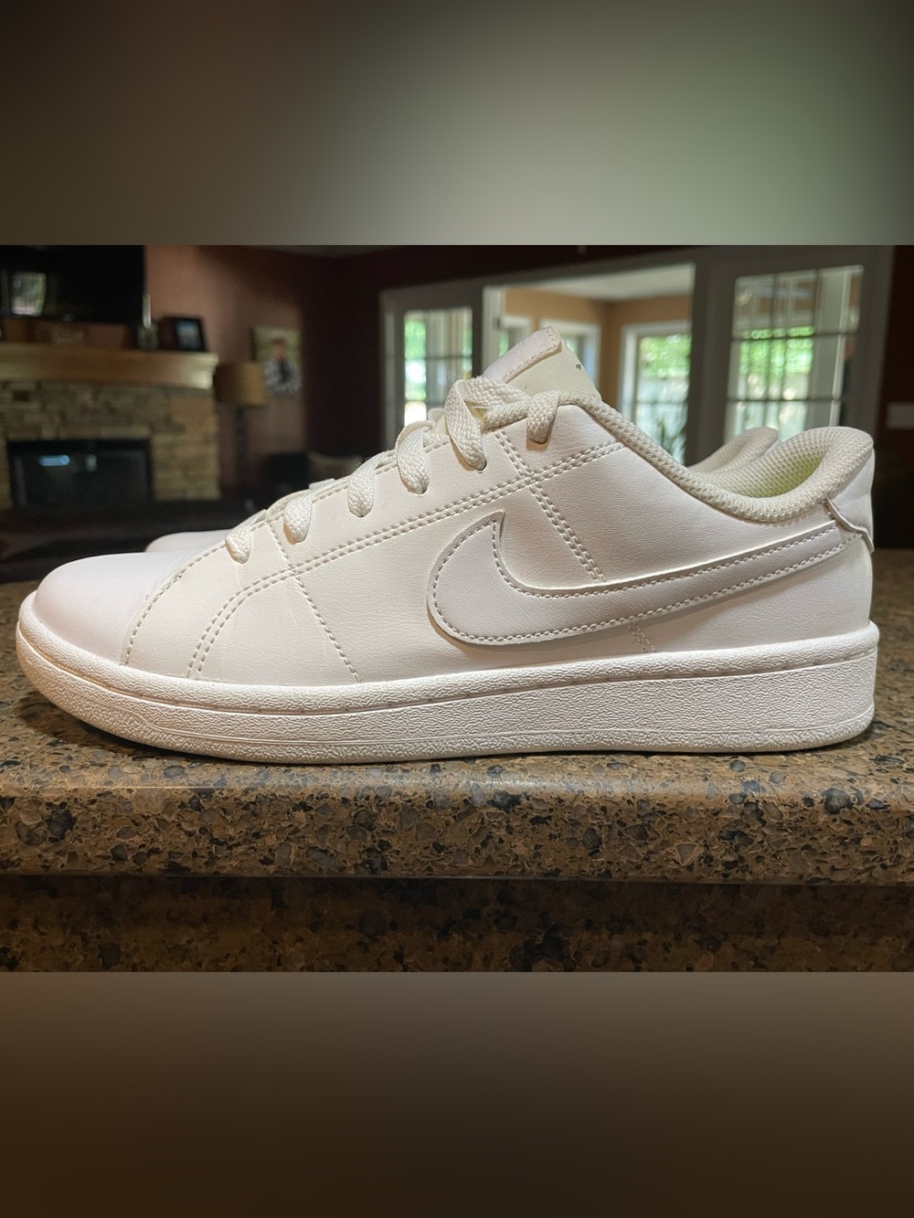 Nike Court Royale 2 Women’s Sz 7.5 Next Nature White Low-Top Leather Sneakers - Picture 2 of 11